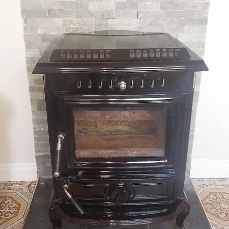 بيت للعطل Newtown Kilmihil